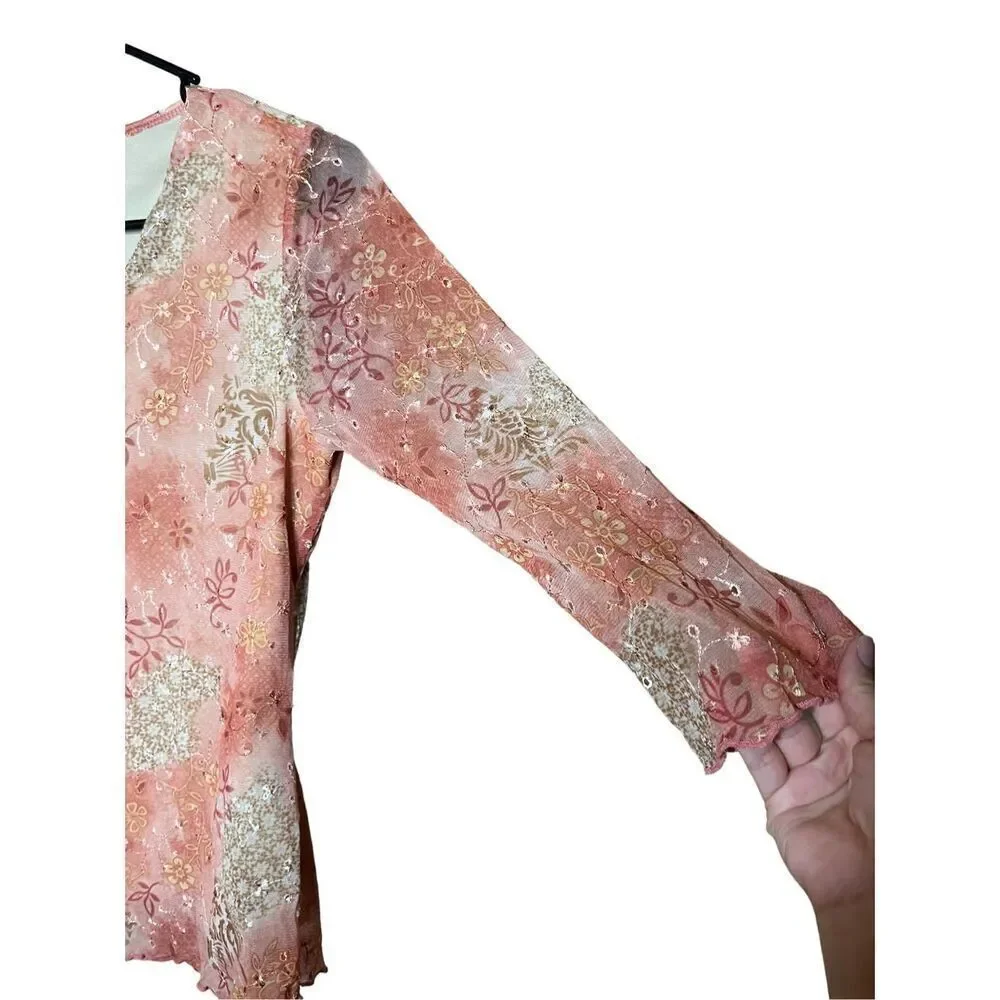 Dressbarn Y2K Floral Embroidered 3/4 Sleeve Top‎